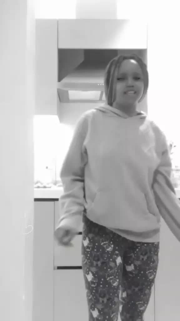 @embrialberagroria10