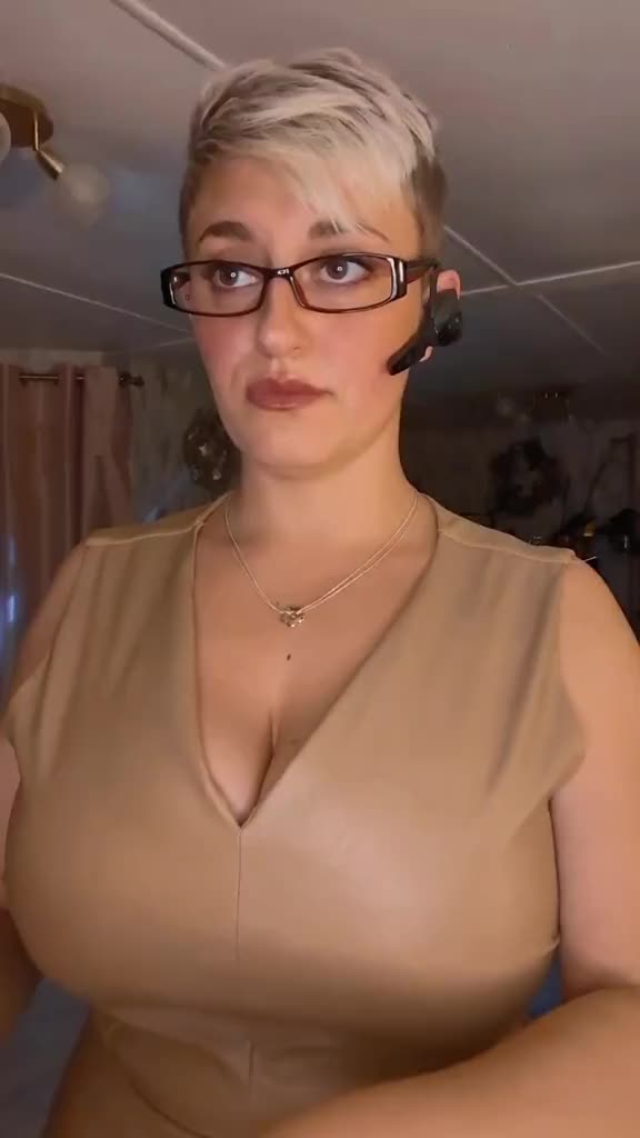 @TheLilPixie 💜