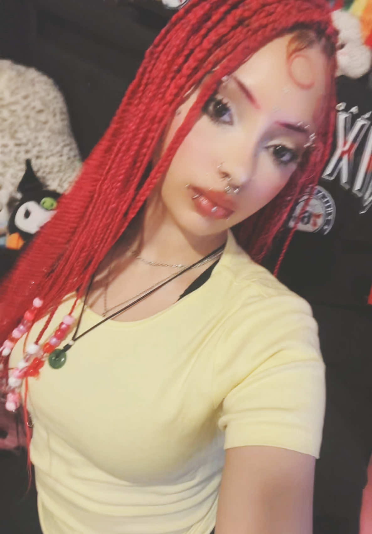 @>:)