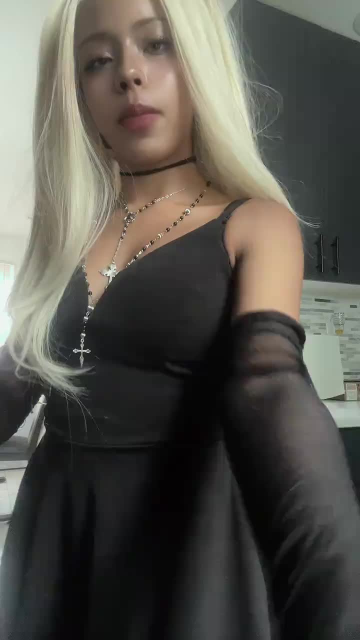 @𝚜𝚘𝚙𝚑𝚘𝚙𝚛𝚊