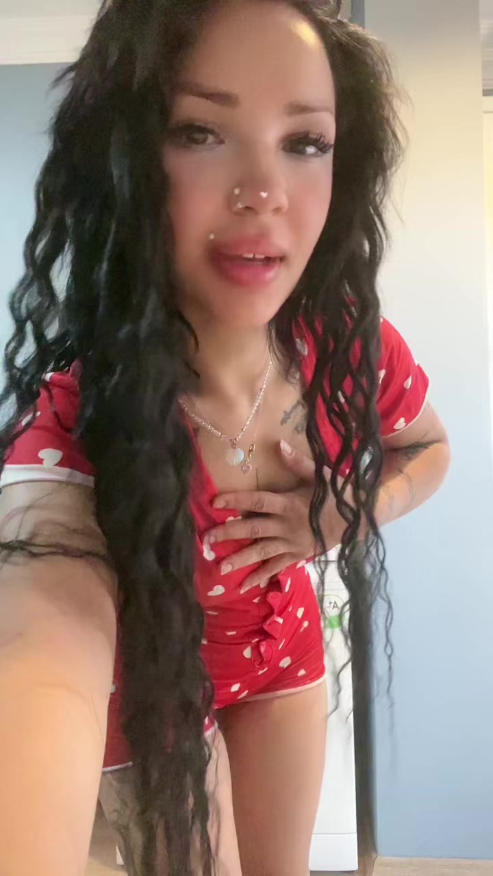 @Eceazra