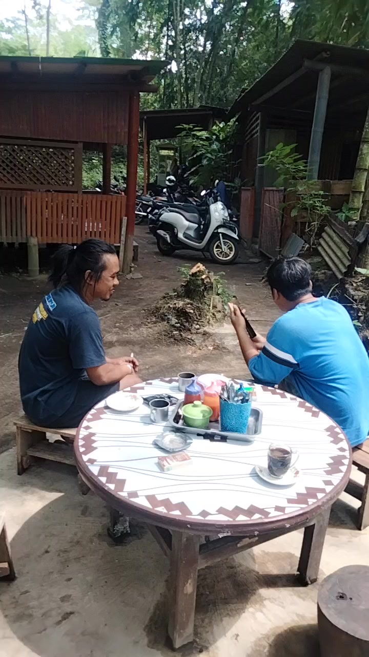 @Fitria