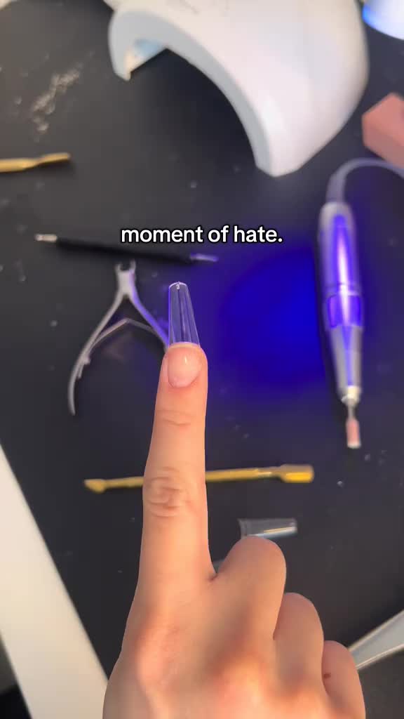 @Nailboo