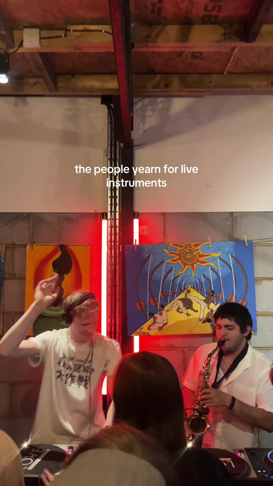 @victoria