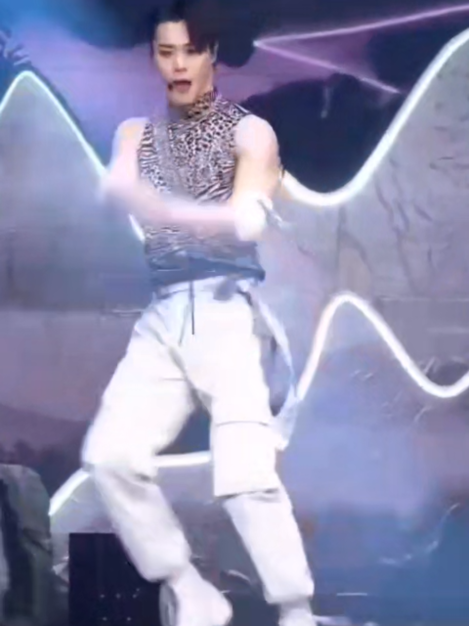 @C&Aacute;PSULADELOSRECUERDOS:MOONBIN