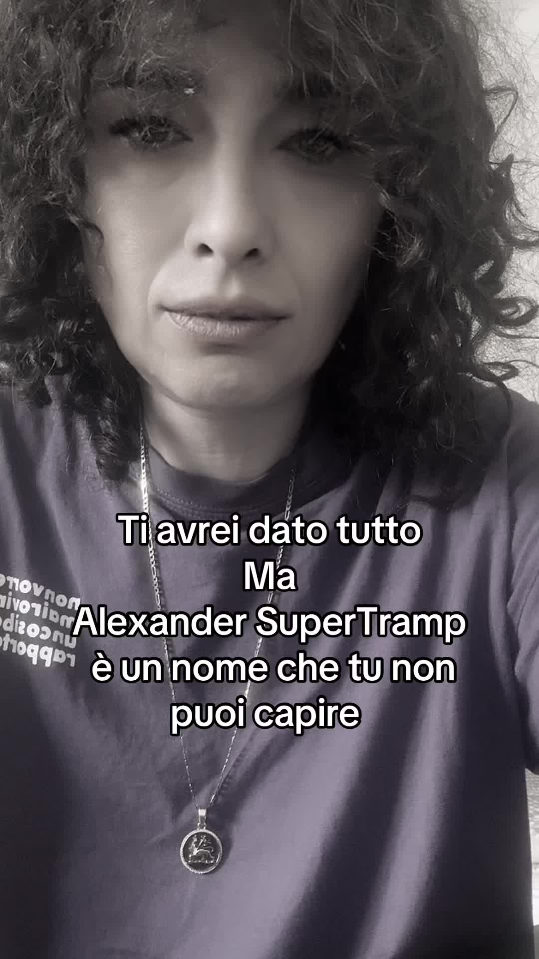 @Zzvro