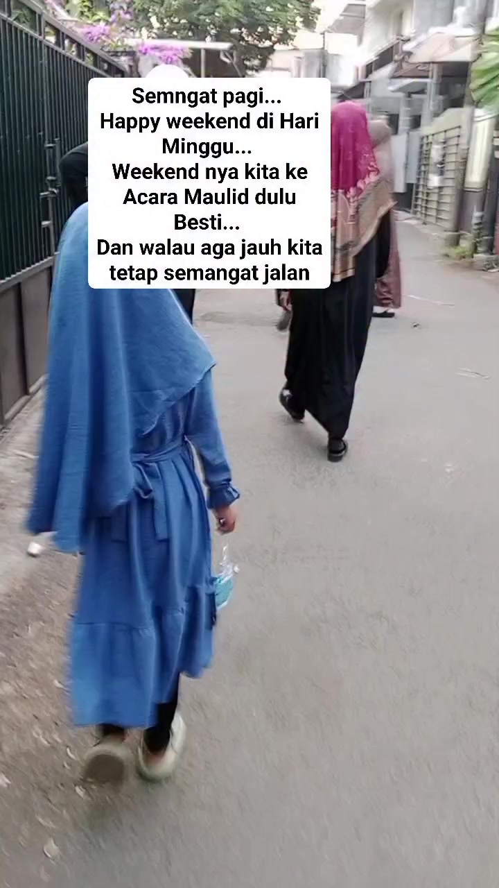 @Debyrieni