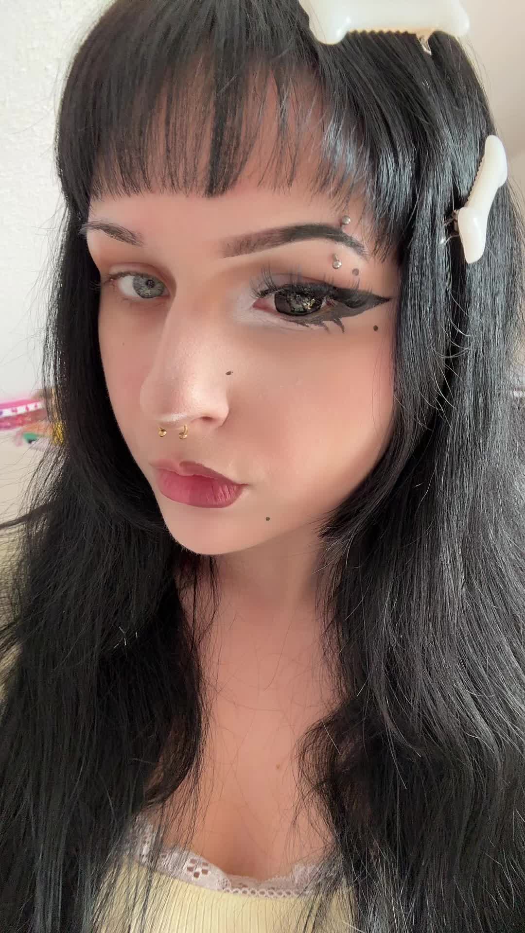 @peeloffmyflesh