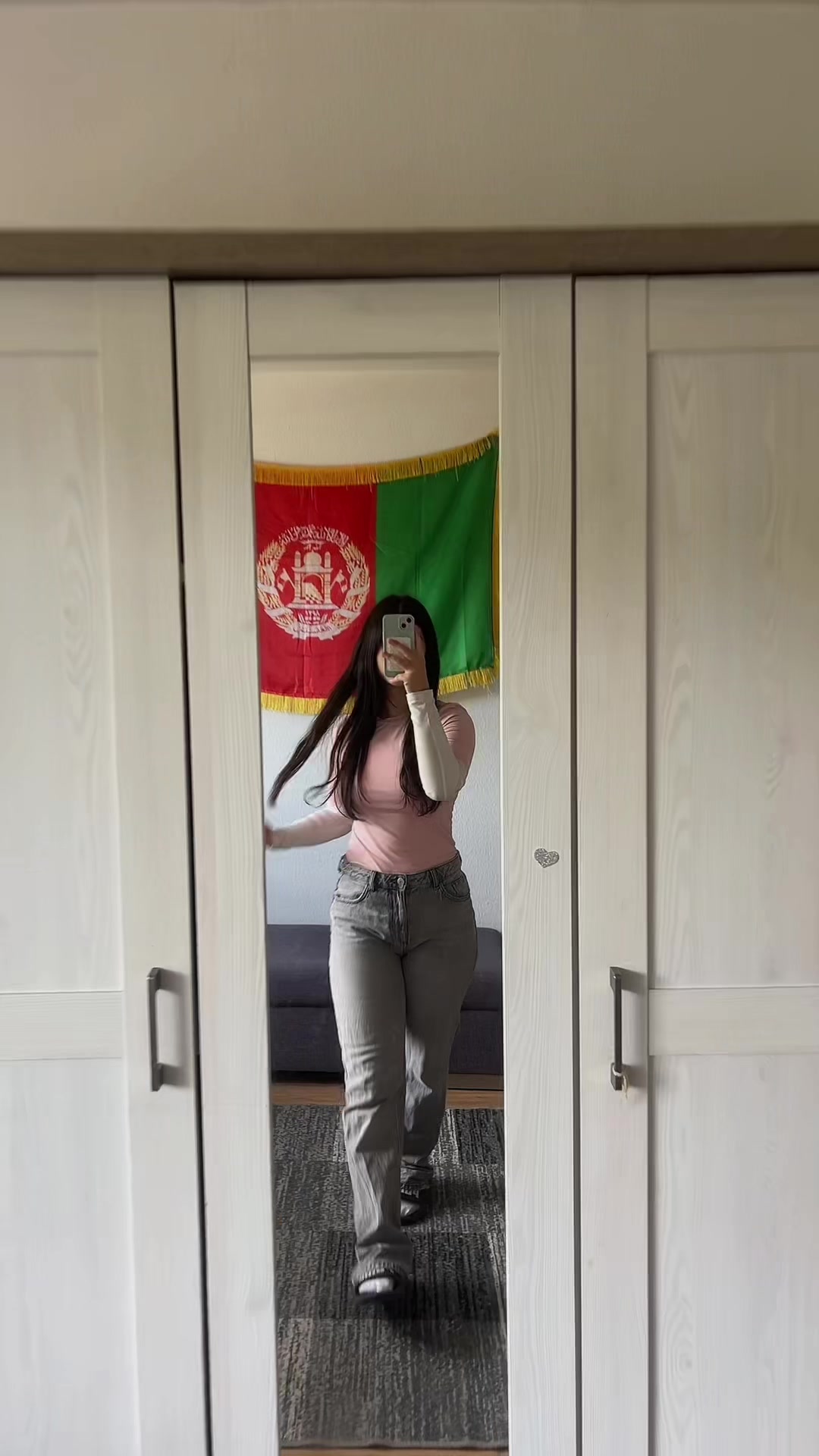 @AᖴGᕼᗩᑎ Sᗩᖇᗩᕼ ❤️🇦🇫