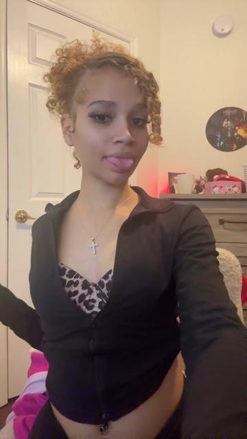 @jayla