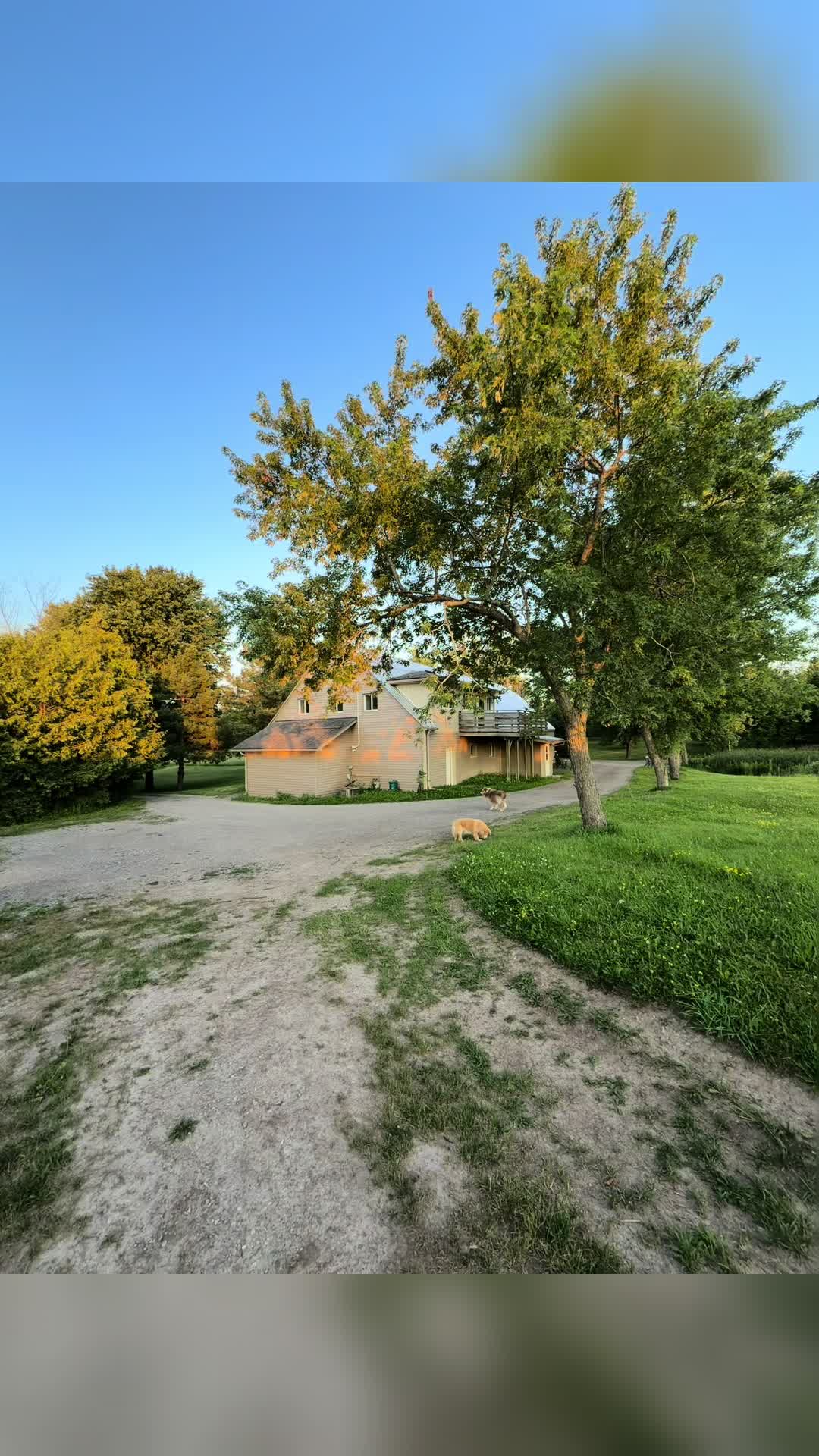 @Jo 🍁 🇨🇦