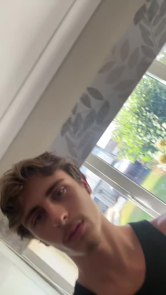 @Bogz