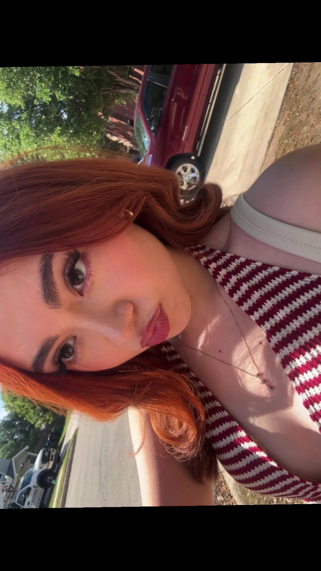 @bella