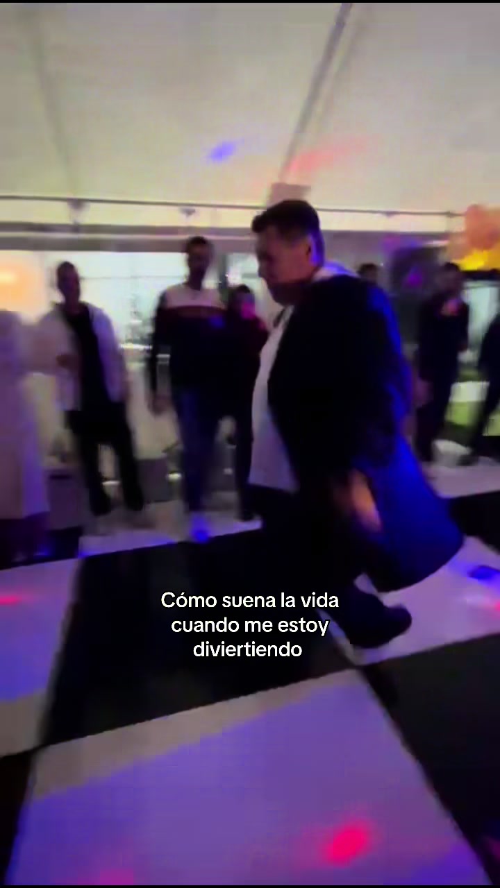 @Almii