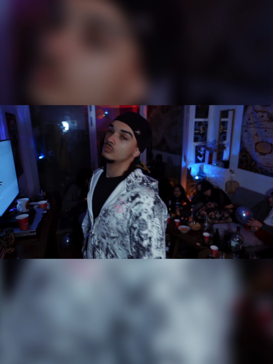 @Étash 🕸