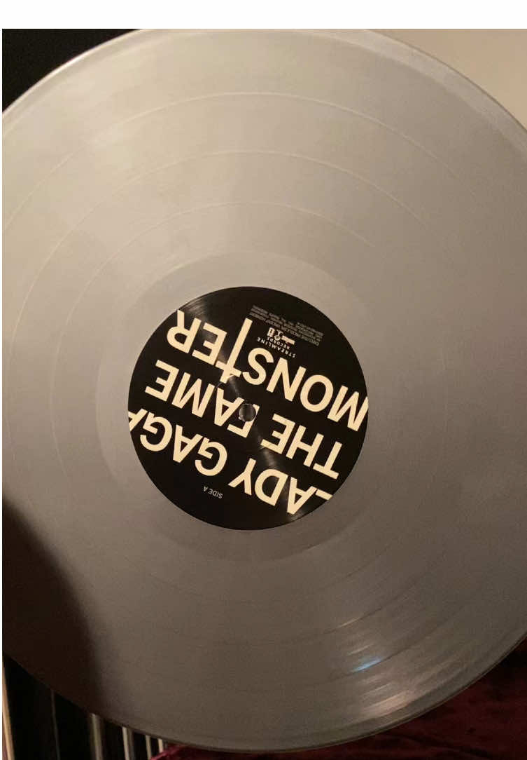 @Amber || Vinyl Collector❤️🔥