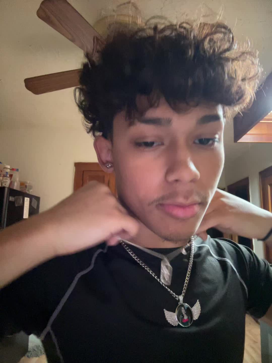 @just_yariel