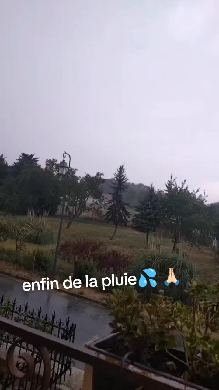 @🇫🇷La_Française🇫🇷