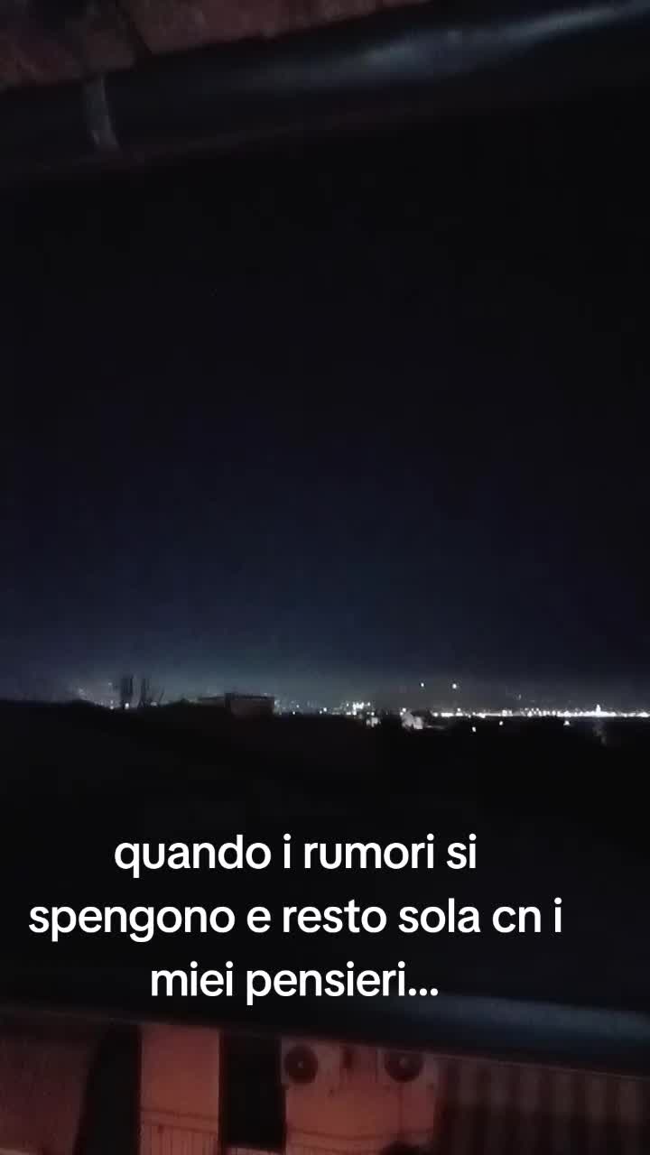 @Lucia Fontana