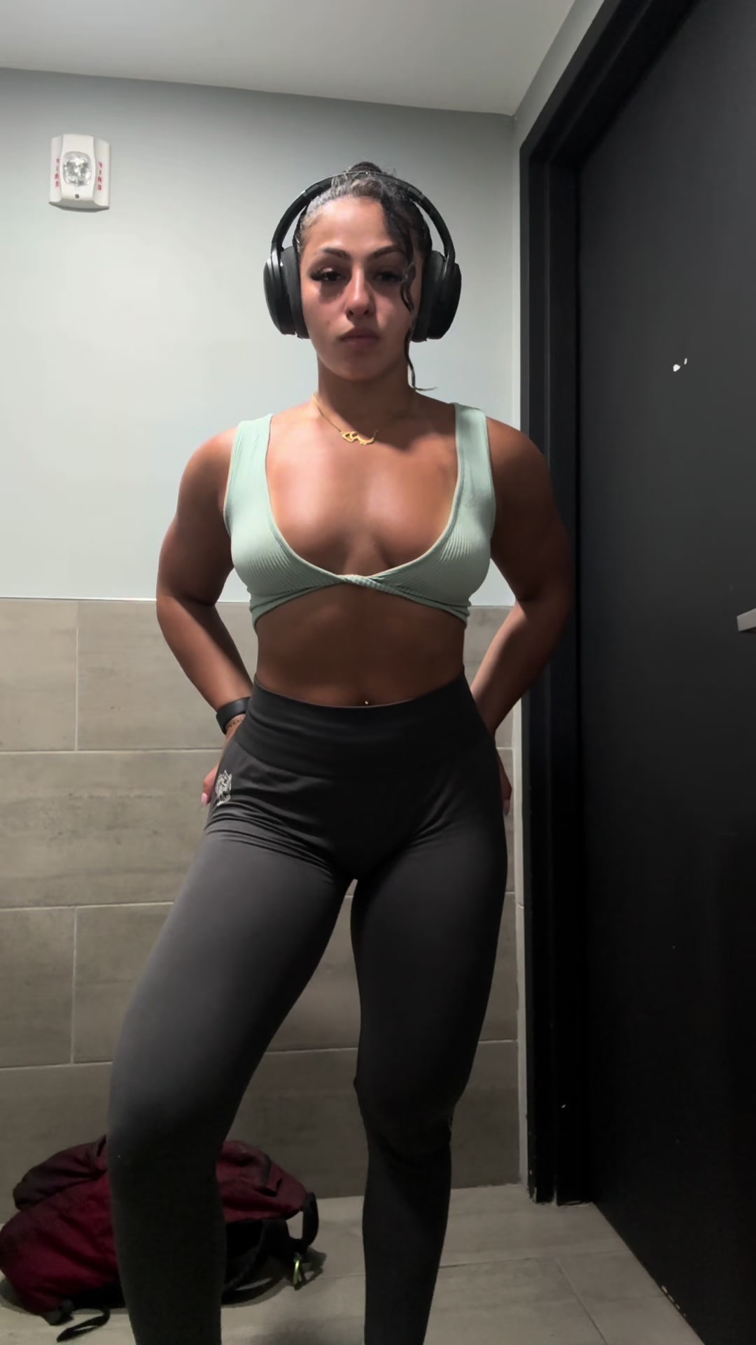 @Mo