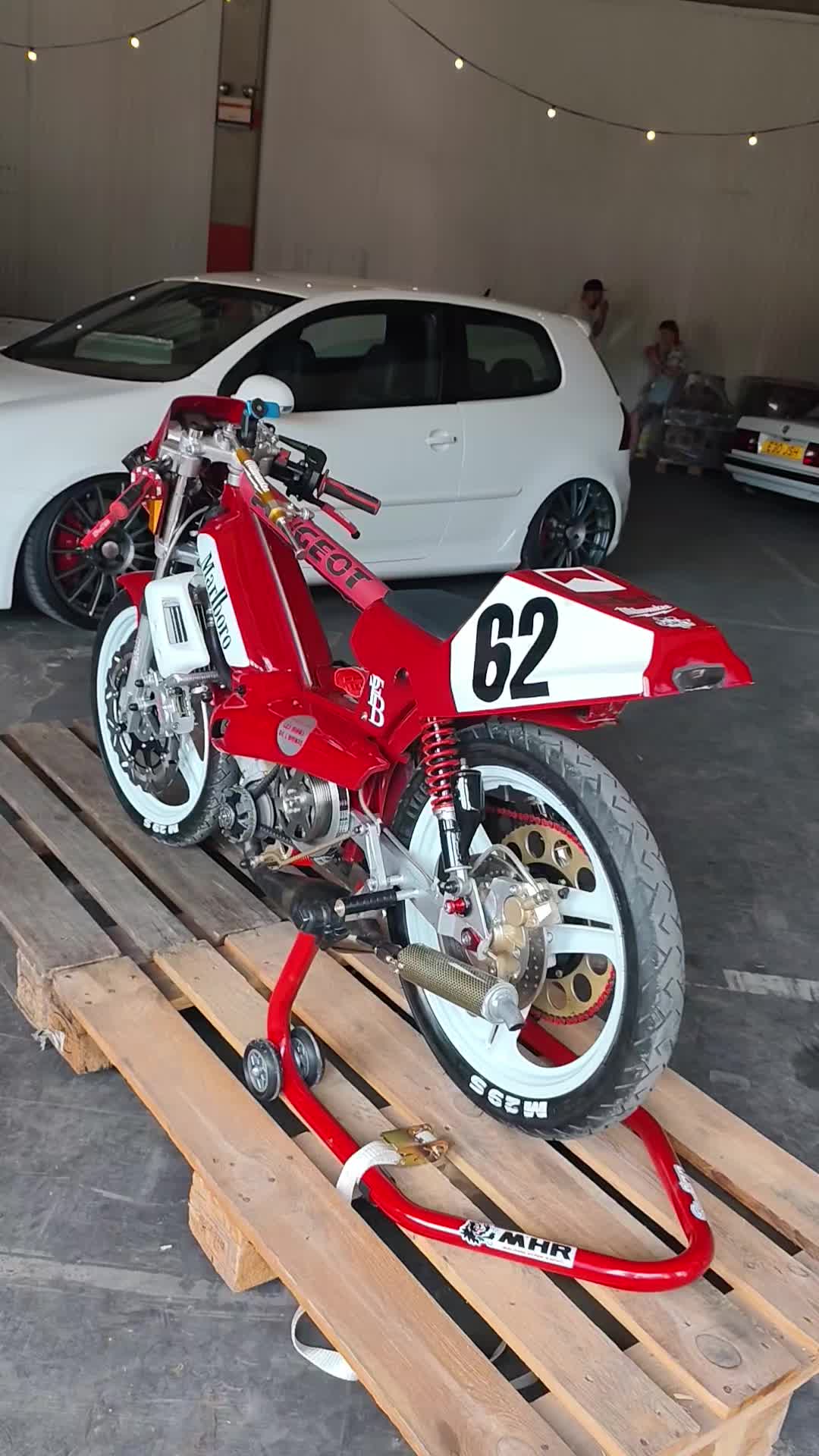 @Vr62
