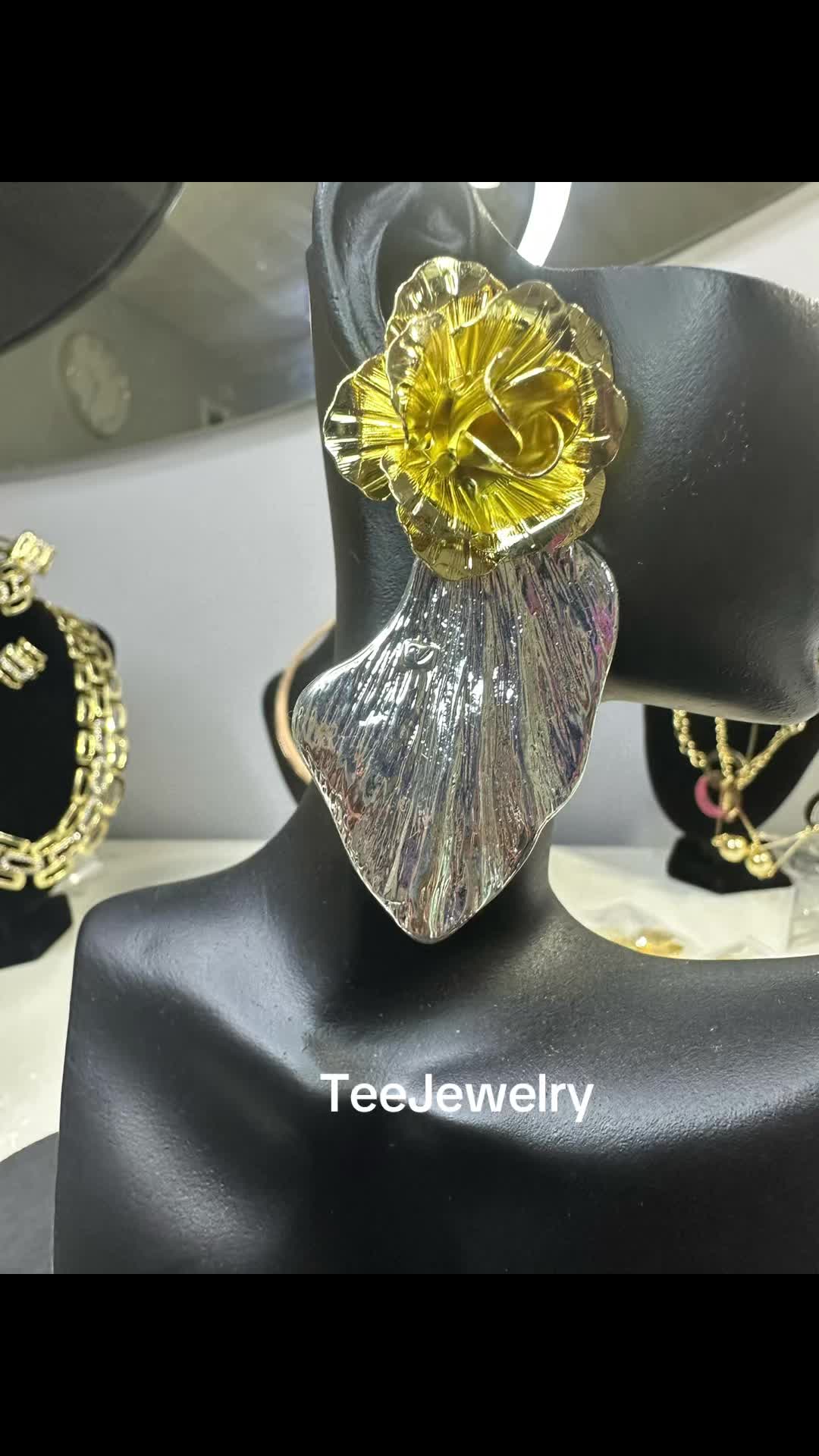 @TeeJewelry