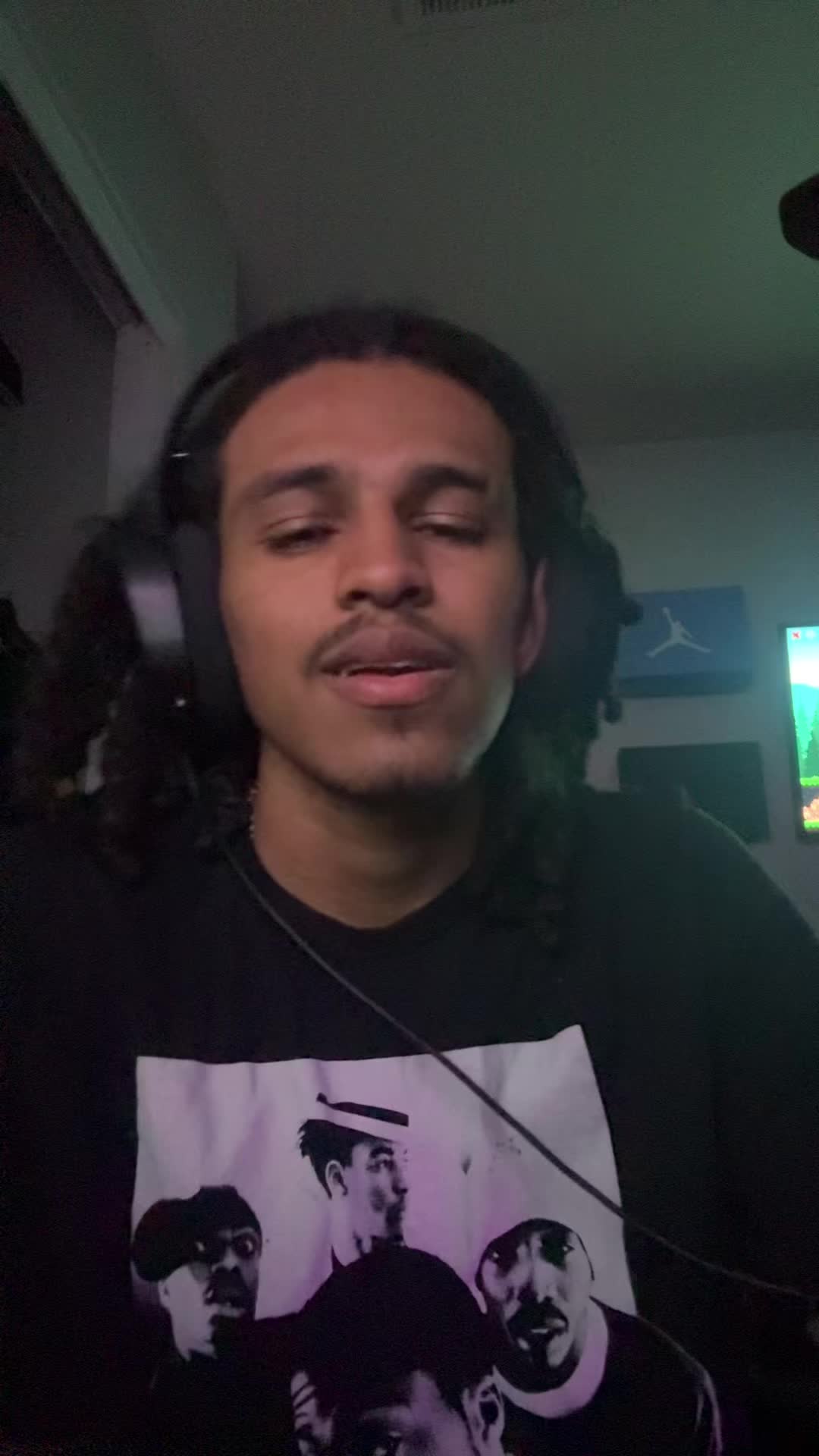 @JayJay