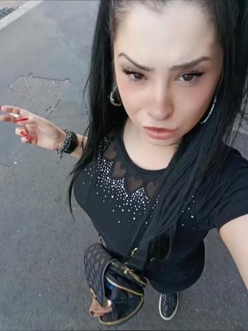 @SARA ROXY