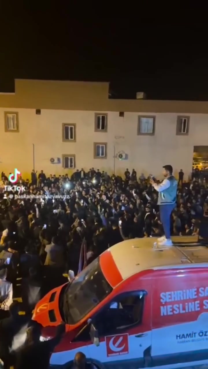 @baskanhamitozyavuz