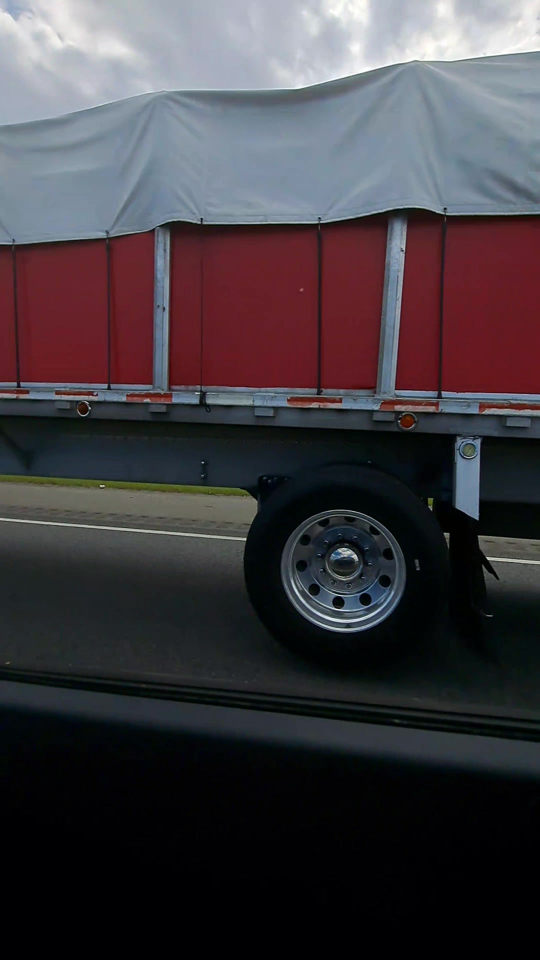 @Heavy Load Trucks