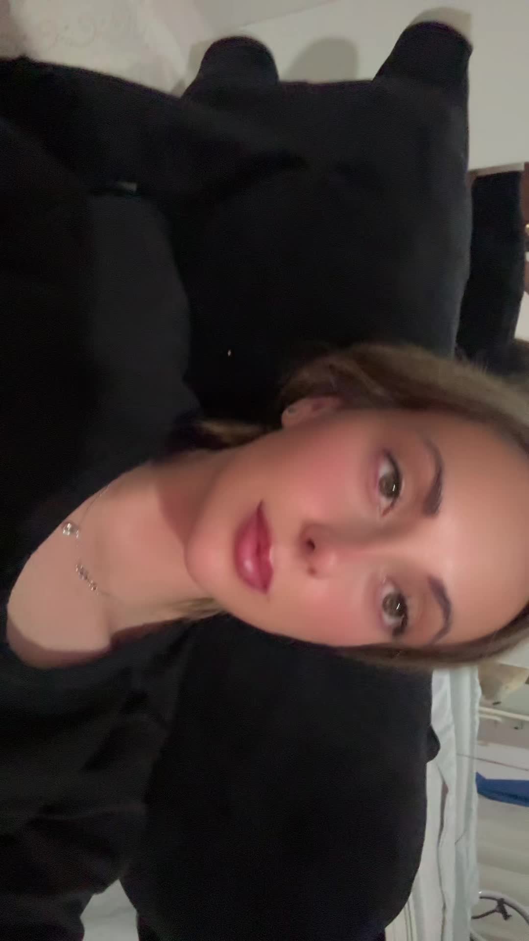 @Tu Rubia