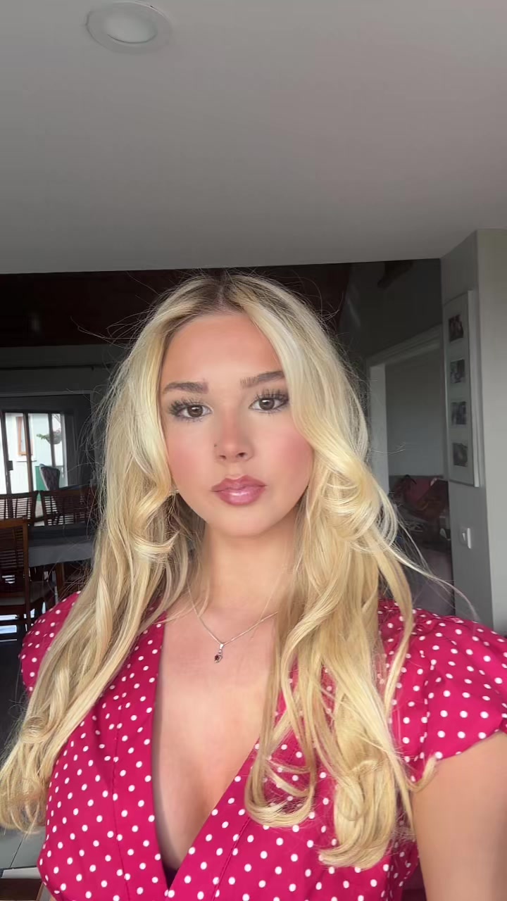 @𝓀𝒾𝓇𝒾 💞