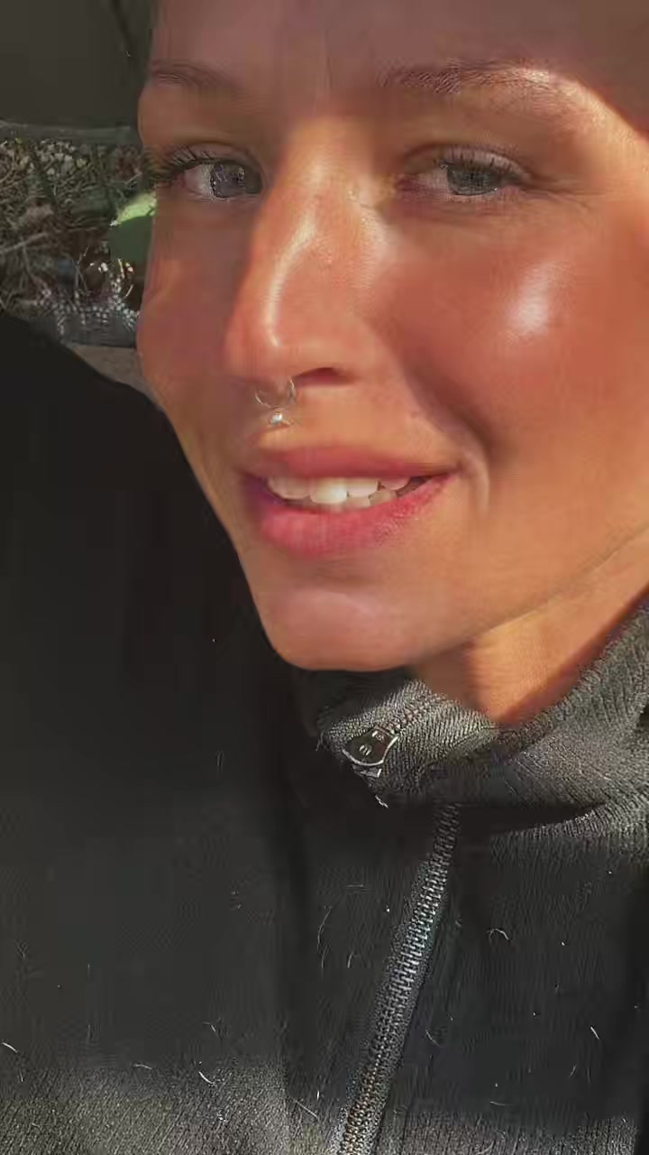 @Angiee🖤