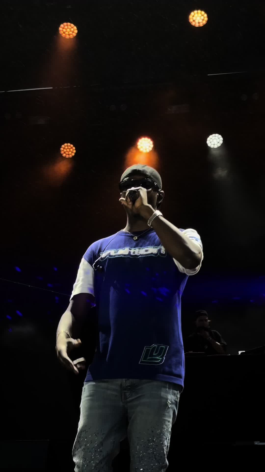 @R&Lambda;PVISION🇫🇷