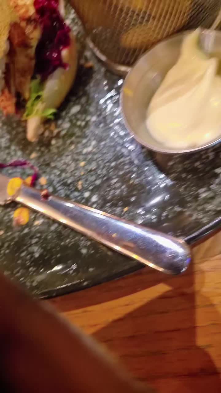@Ange.Kelyv