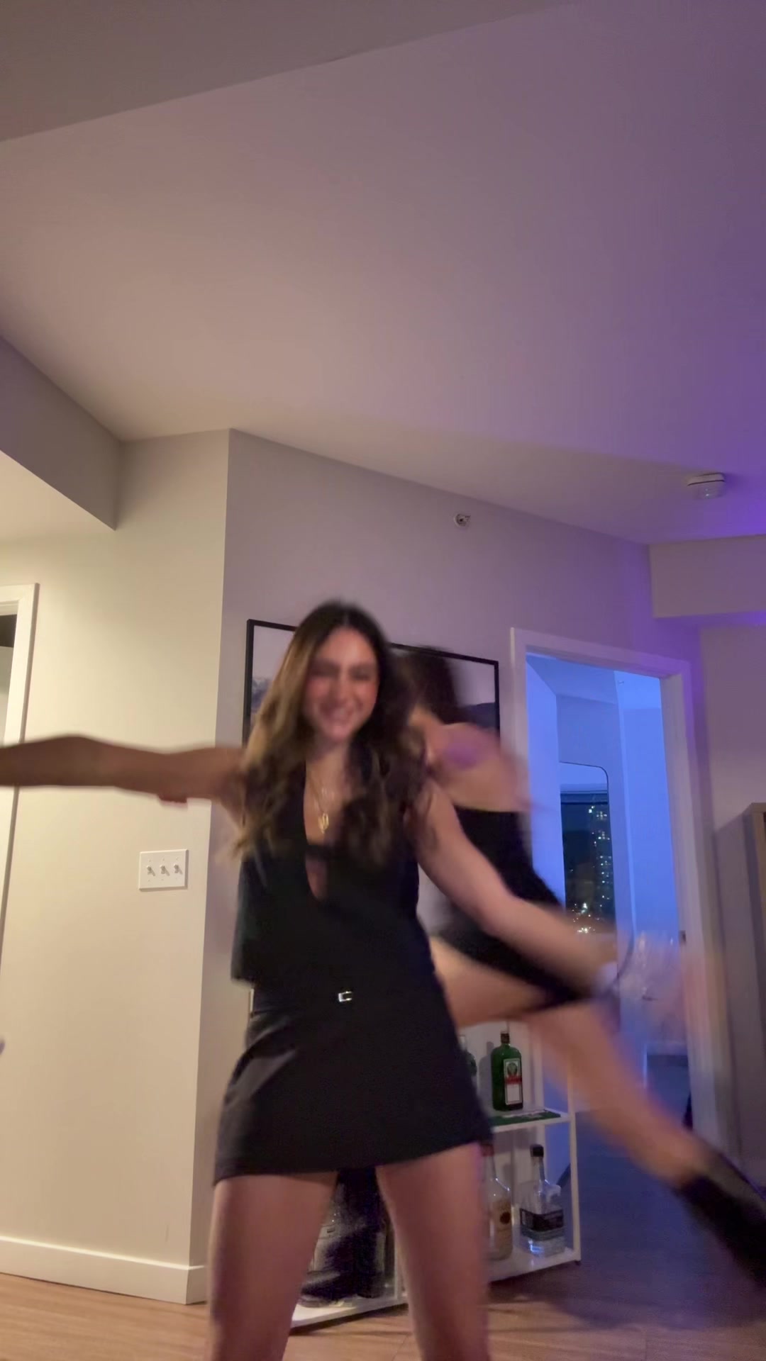 @Clari