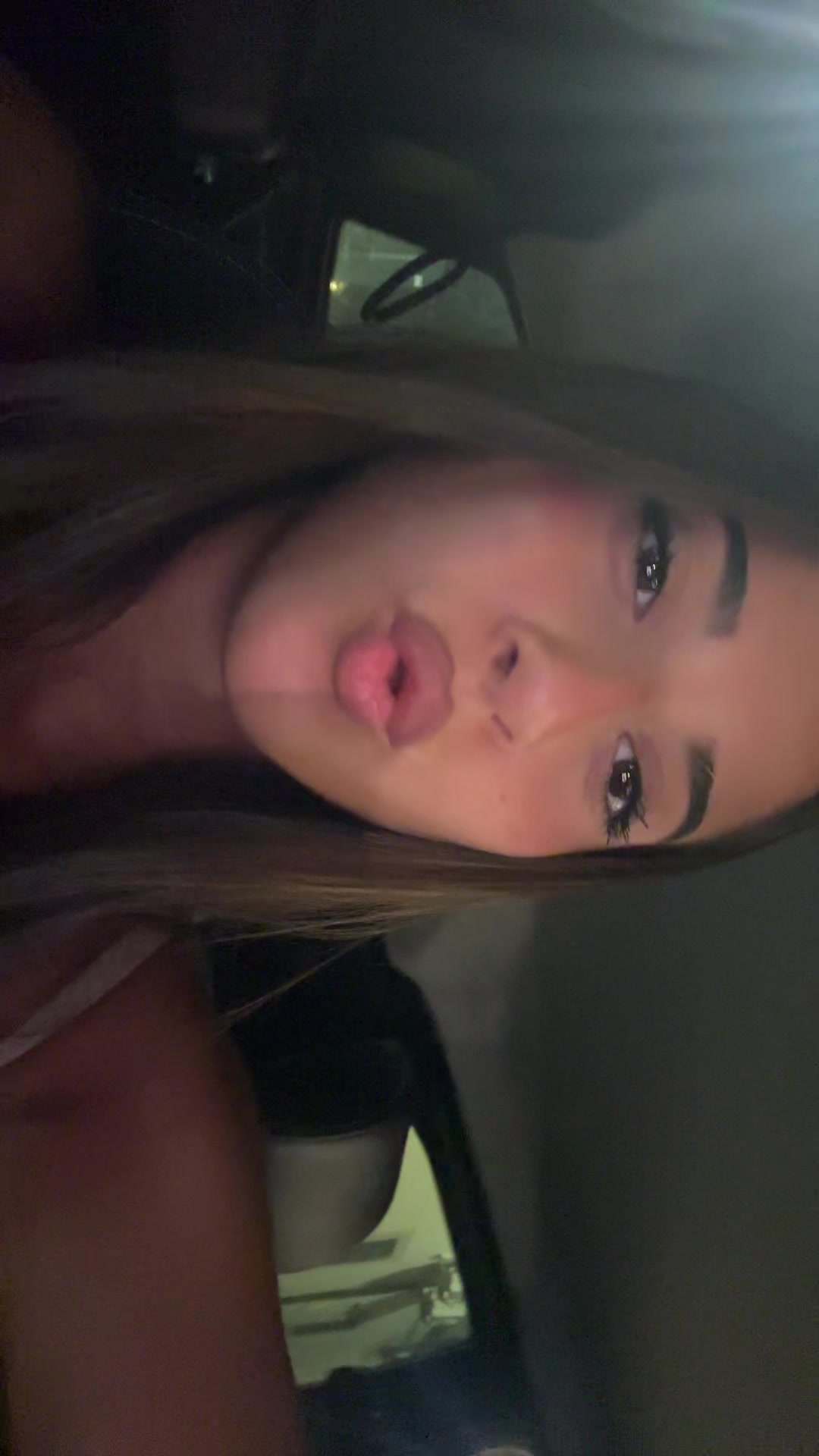 @iovanesara