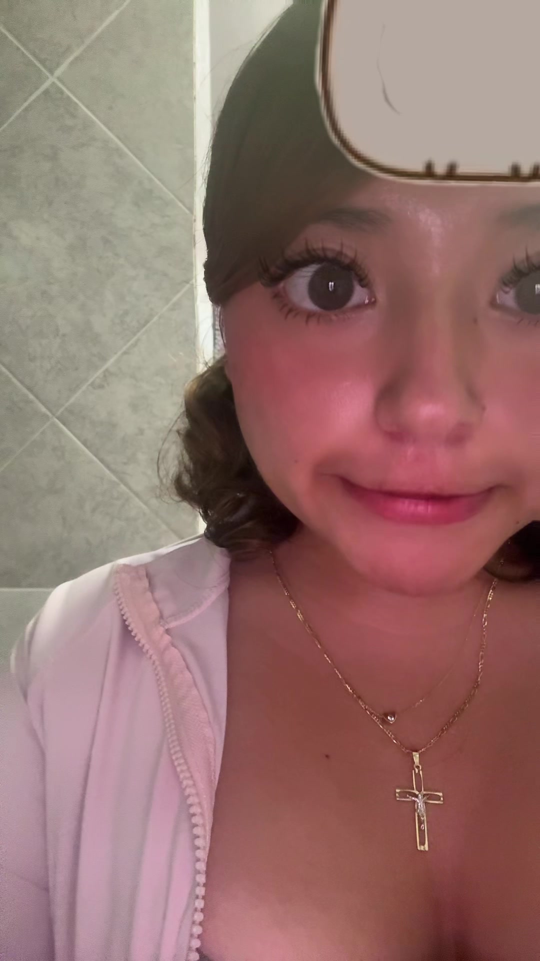 @🦦