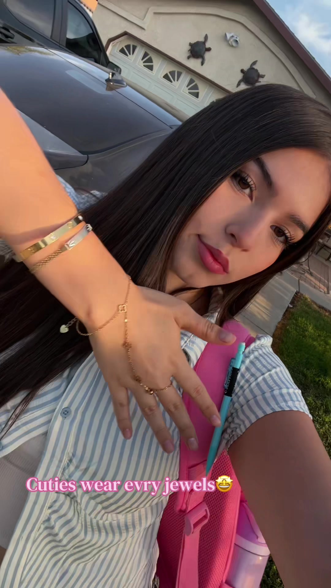 @Paola