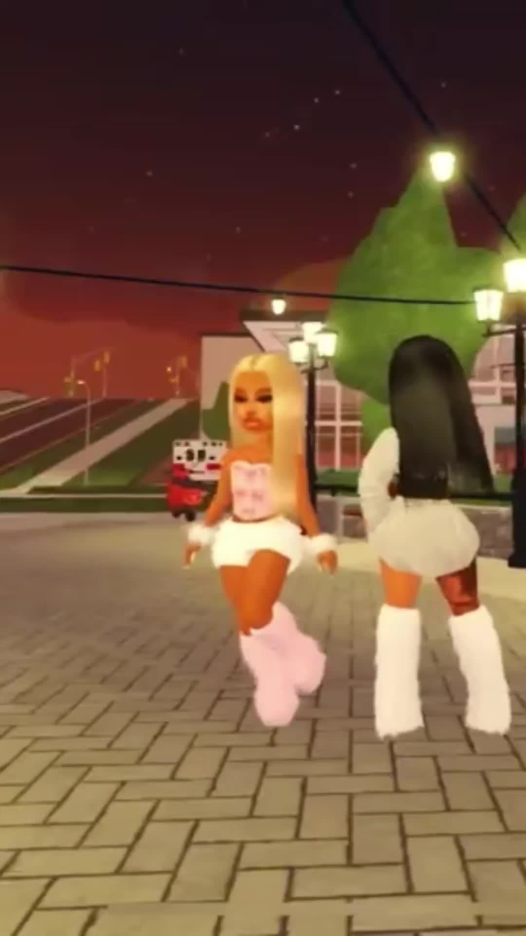 @🦋𝑄𝑢𝑒𝑒𝑛~𝑔𝑖𝑟𝑙🇸🇳🇺🇸