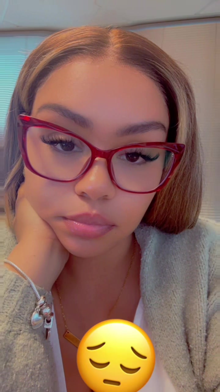 @tee_denise1