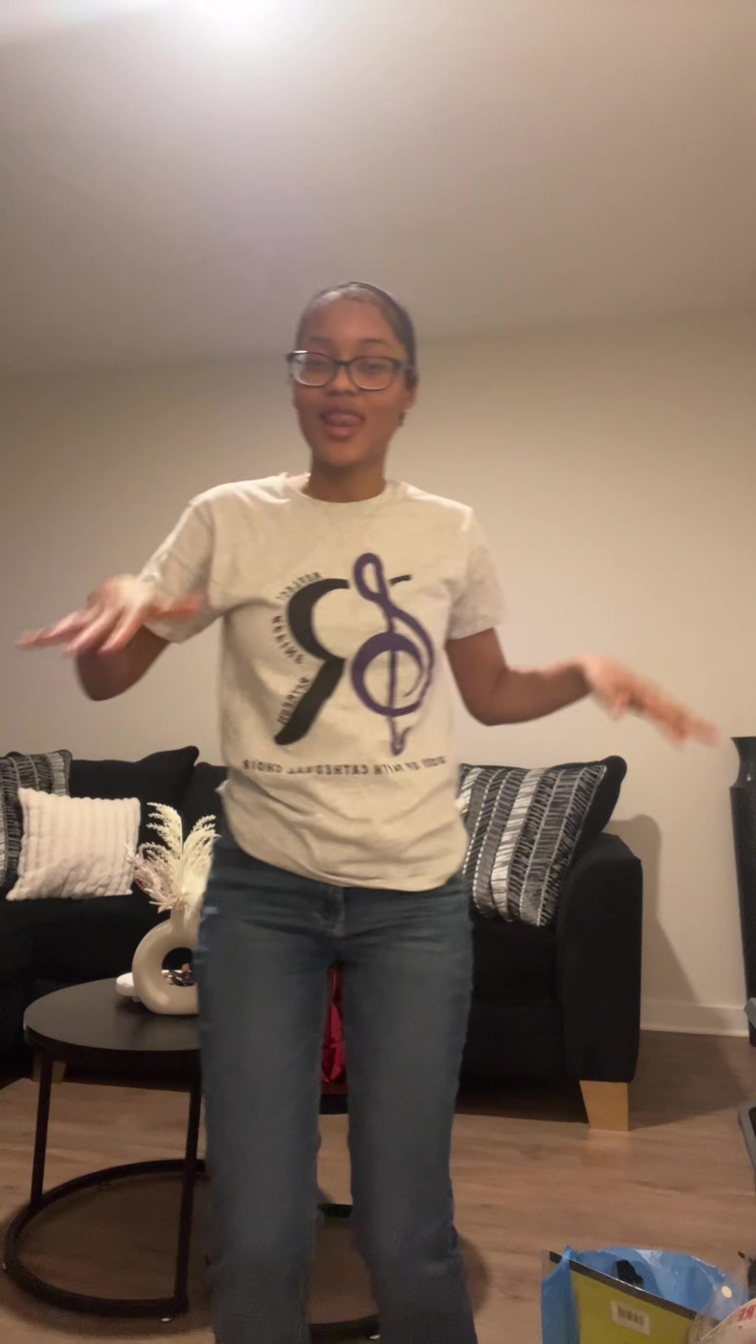 @Itssmalea