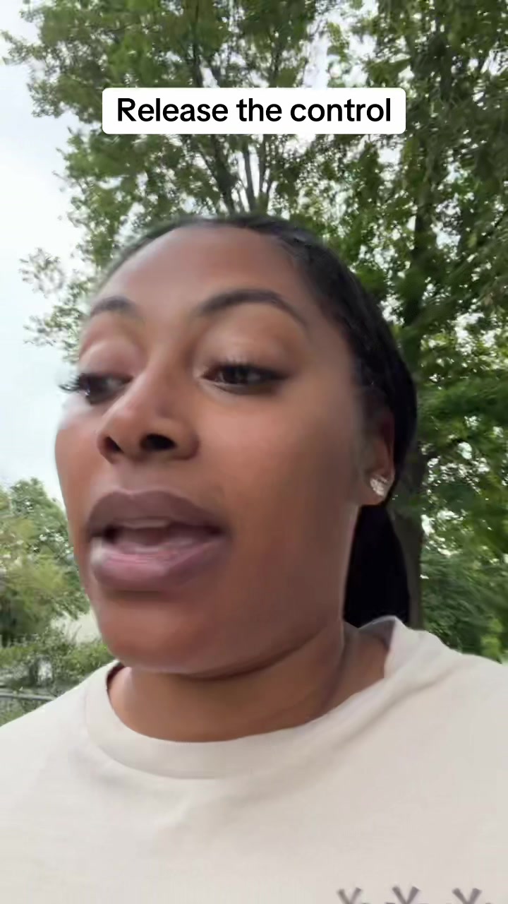 @T&eacute;jah Erin | Favorite Yapper