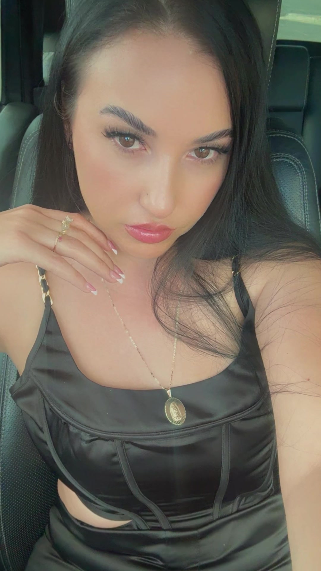 @Alejandra 🖤
