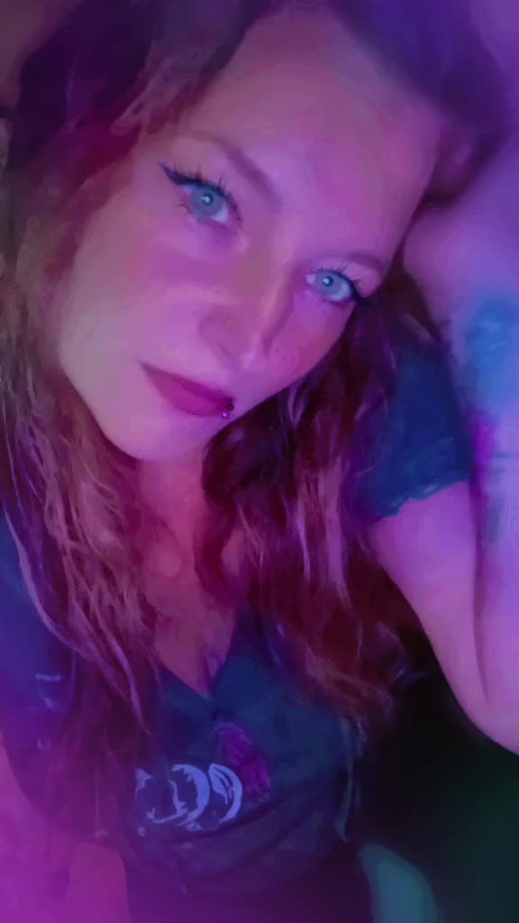 @ₕₑₐd🦋 Qᵤₑₑₙ Wₒₙₙᵢₑ