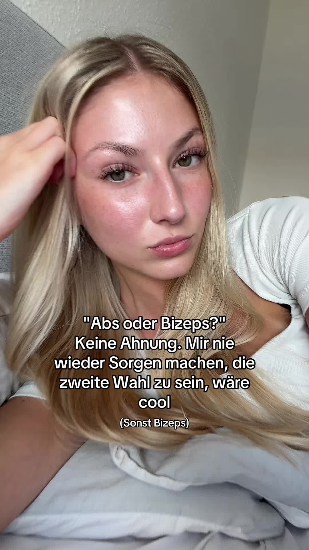 @𝐋𝐚𝐫𝐚 𝐌𝐚𝐫𝐢𝐞