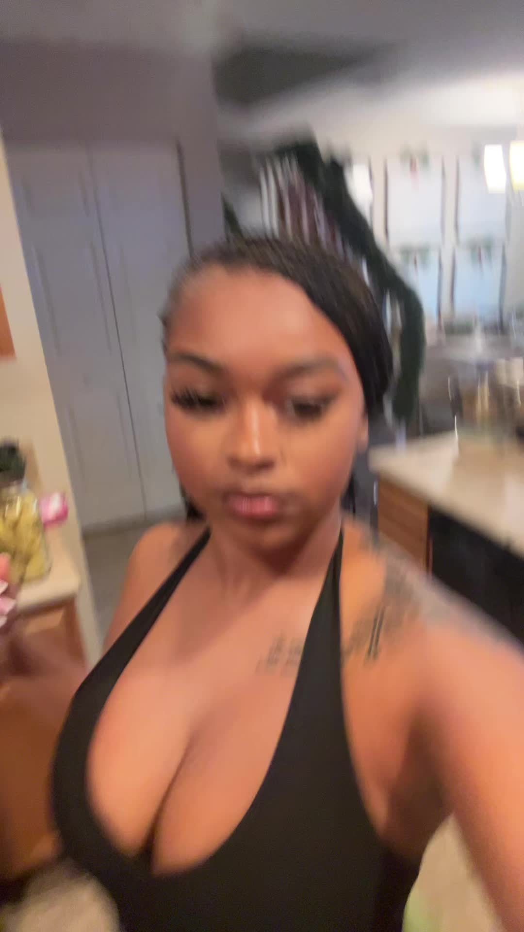 @💋