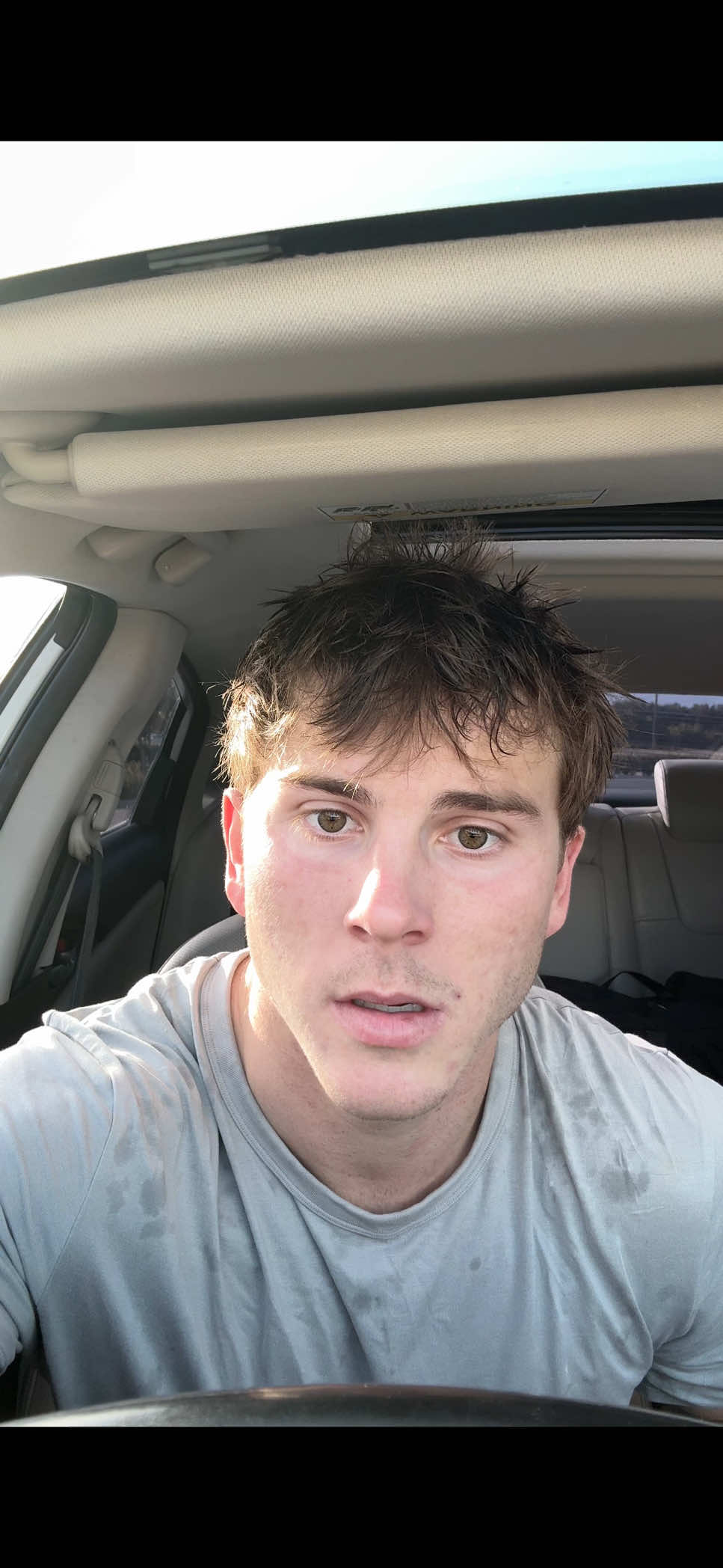 @zachyovan