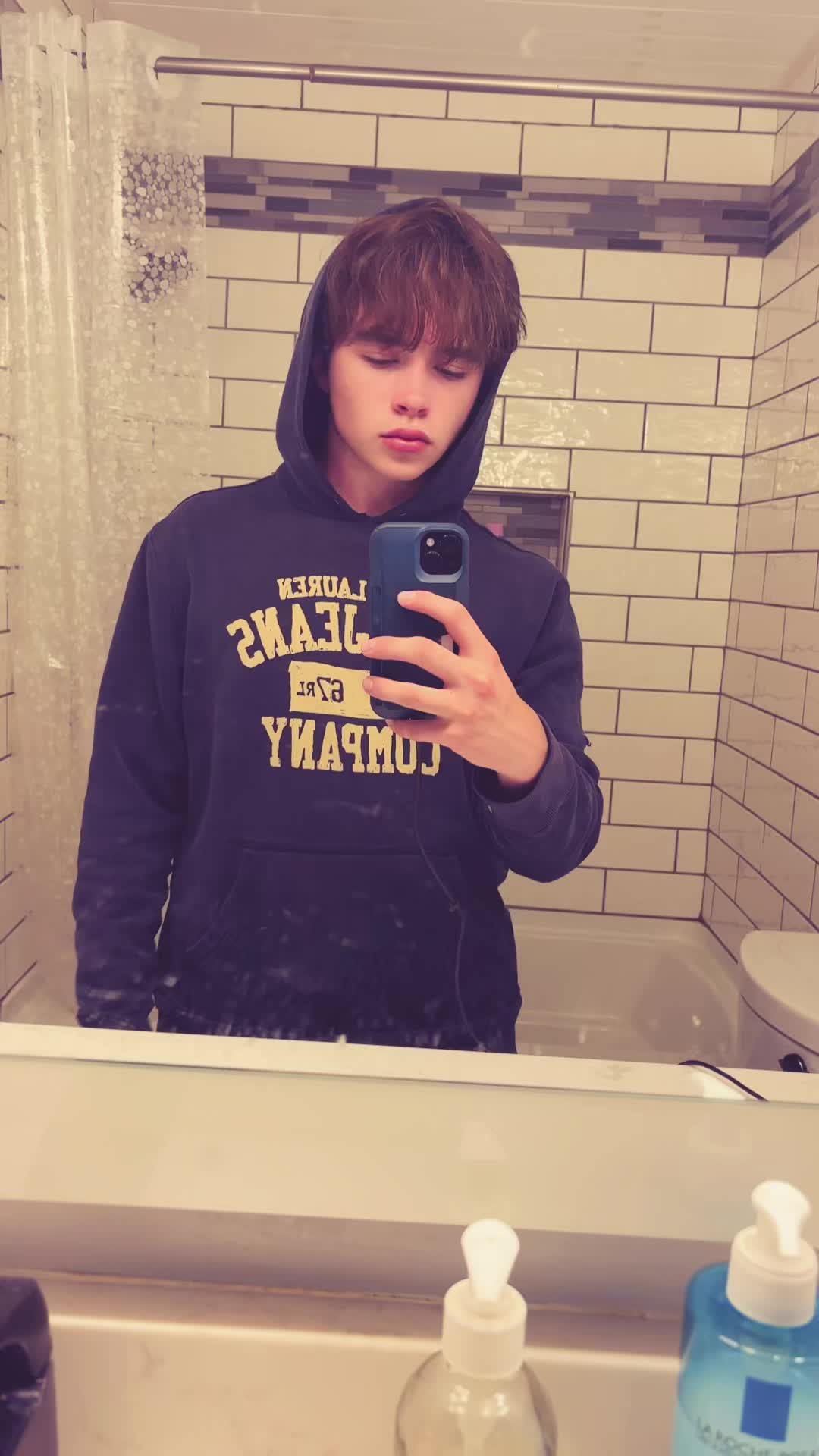 @️