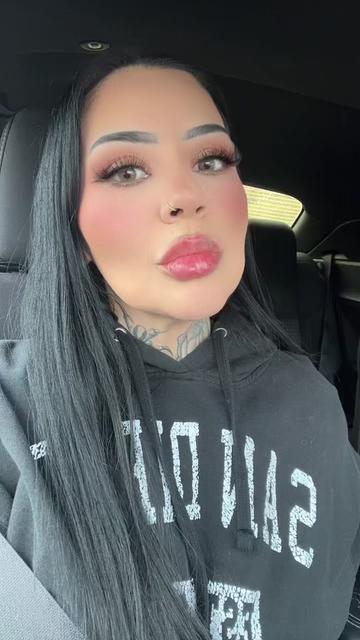 @₥ł₳ 🥀